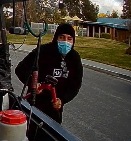 Thief with bolt cutters