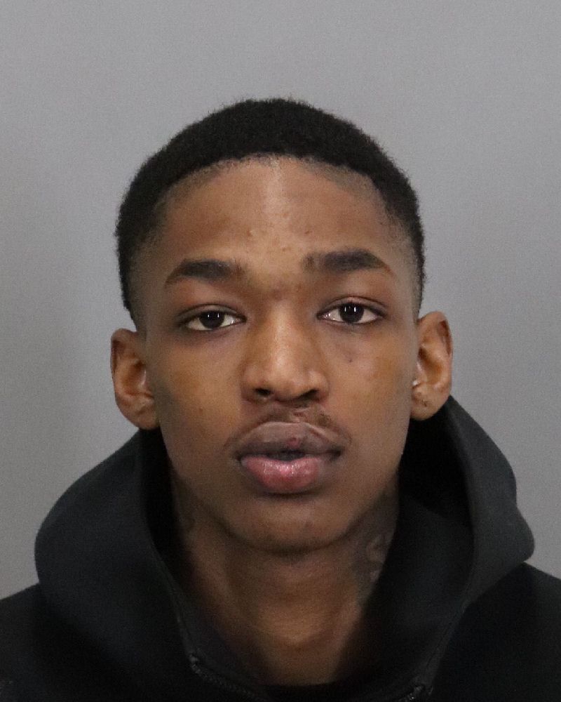 Maurice Sweet 19 y.o.